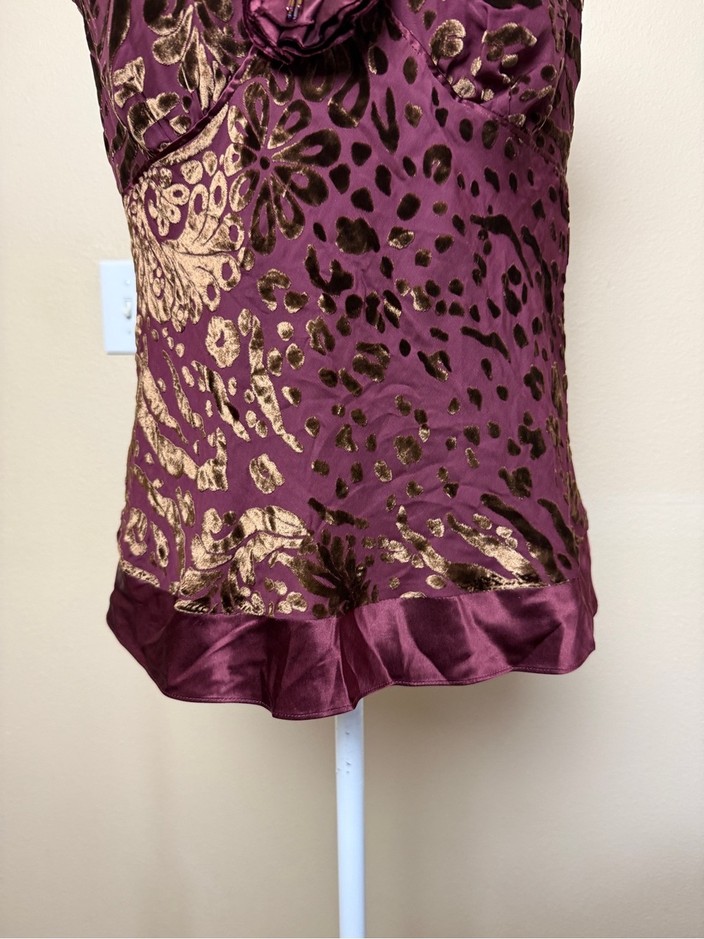 Reba Vintage Burgundy and Gold Velvet-Print V-Neck Silk Camisole Size 8 - Picture 3 of 9